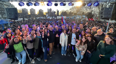 Alak cerró la campaña de Fuerza Patria La Plata: "Este domingo hay que votar por la ciudad"