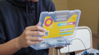 Comenzó la entrega de EquipatED en más de 900 escuelas de la Ciudad de Buenos Aires