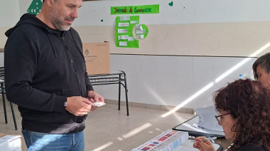 Hourcade: “Votar es la forma más directa de hacernos escuchar y fortalecer la democracia”