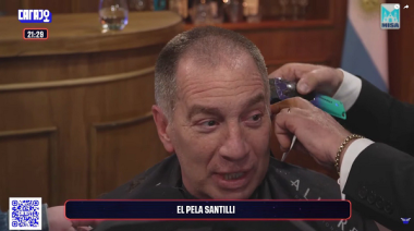 Santilli cumplió con su promesa de campaña y se rapó luego de haber ganado