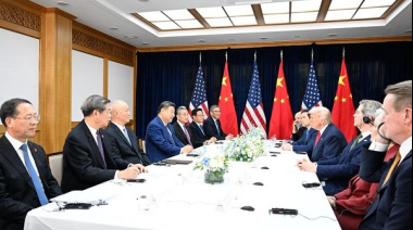 Xi afirma que está dispuesto a trabajar con Trump para construir una base sólida para los lazos bilaterales