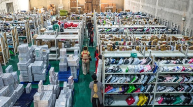 China fortalece regulación del comercio electrónico de transmisión en vivo y plataformas de comercio en línea