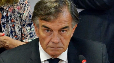 Bazze estalló contra el DNU 941/2025 y exige que el Congreso frene el avance de la SIDE