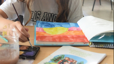 Impulsan talleres gratuitos de plástica y ensamble musical en Sicardi, San Lorenzo y San Carlos