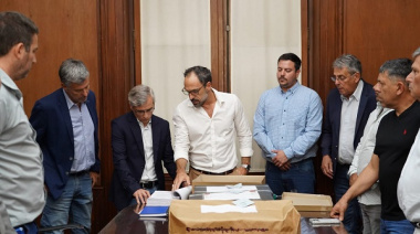 Se abrieron los sobres de la licitación del transporte público para los próximos 12 años en La Plata