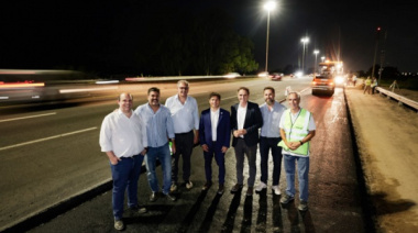 Kicillof recorrió la obra del cuarto carril de la Autopista Buenos Aires - La Plata