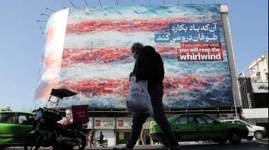 Líder supremo de Irán advierte de un "conflicto regional" si Estados Unidos inicia una guerra