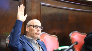 Tensión por los celulares en las escuelas: la Ministra de Educación relativizó la regulación y Leguizamón la cruzó fuerte