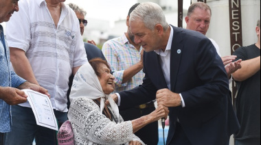 Alak participó de un emotivo acto homenaje a los caídos de Malvinas