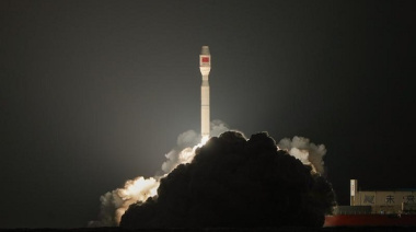 China lanza con éxito satélite de prueba para apoyo a tecnología de internet por satélite