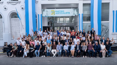 Alak asumió la conducción del PJ platense y pidió por Kicillof presidente