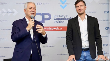 Con Alak y Ghi, comenzó en La Plata un ciclo de conferencias sobre gobiernos y territorios