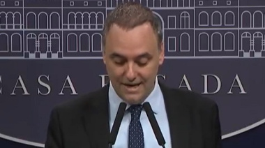 Adorni realizó conferencia de prensa, pero no dejaron entrar a TN y a El Trece