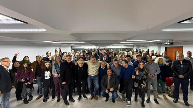 La Plata: Eduardo Valdés dio una clase sobre doctrina social y pensamiento peronista