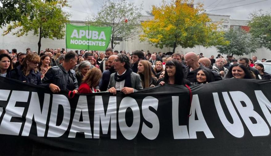 Marcha Universitaria: Horarios, lugar, expresiones públicas platenses y hasta un "trenazo" desde el conurbano