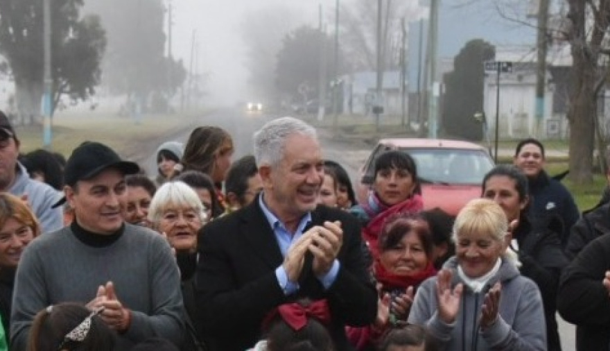 Alak inauguró las obras troncales que ejecutó el Municipio en Arturo Seguí
