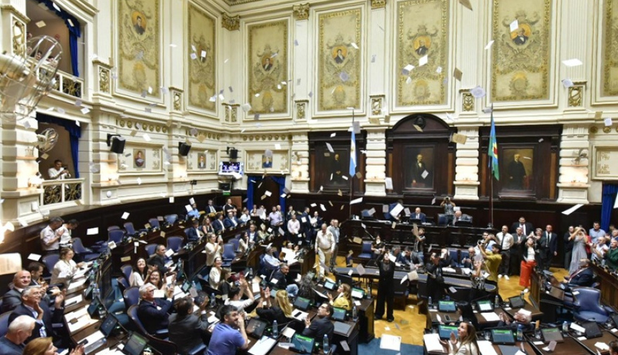 La oposición carga contra el gobierno por el INDEC: piden informes a Caputo, y acusan a gobernantes de "timberos"