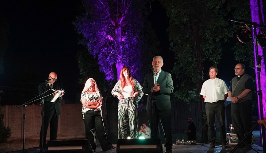 Alak participó de una cena conmemorativa por el 143° aniversario de Los Hornos