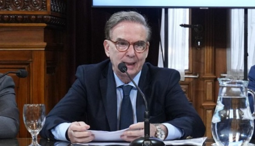 Pichetto: “el peronismo no puede tener como única bandera ´frenar a Milei´”, dijo