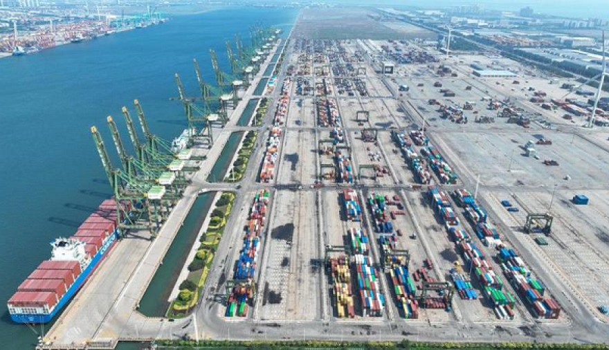 Comercio exterior de China sube 18,3% entre enero y febrero de 2026