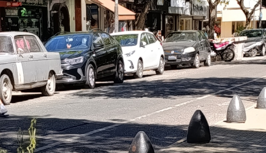 La actividad económica volvió a caer y el dato enciende alertas