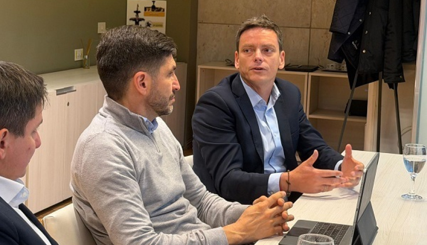 El "modelo Santa Fe" desembarca en la interna de la UCR bonaerense: Reunión clave con Maxi Pullaro