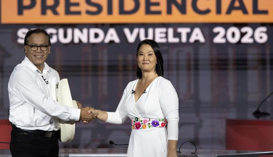 Indefinición en Perú: Sánchez sigue al frente, pero Keiko se esperanza por el voto del exterior