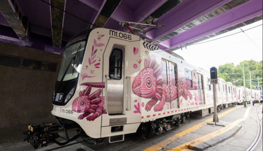 Trenes "Hechos en China" transportarán a aficionados a sedes mexicanas de Mundial 2026