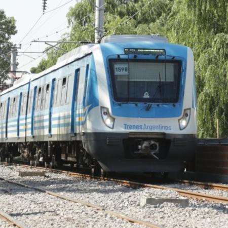 Nación aumenta 70% tarifa de trenes de larga distancia y evalúa transferencia de colectivos del AMBA