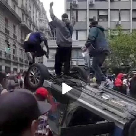 Policía de la Ciudad detiene en Floresta a sospechoso de prender fuego un patrullero: Sería "barra" de All Boys