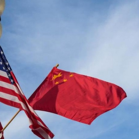China evalúa mensajes de EEUU de que espera sostener conversaciones sobre aranceles, afirma Ministerio de Comercio chino