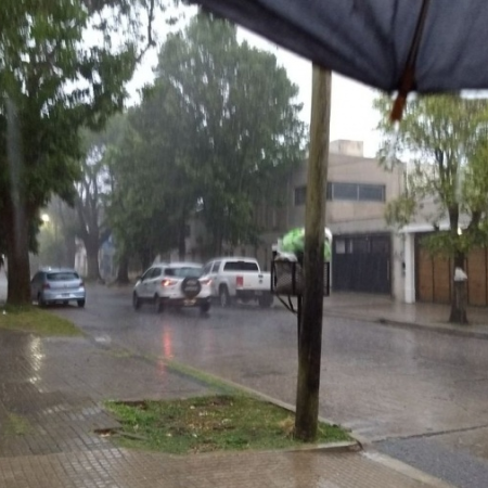 Comienza la semana con probables lluvias aisladas en la mañana