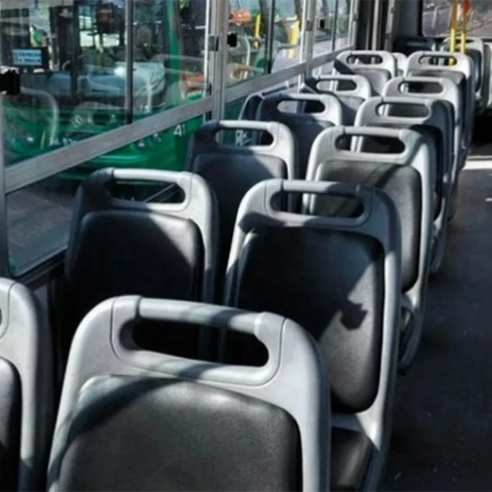Negociaciones en la jornada: Horas cruciales por el paro de colectivos anunciados para el martes