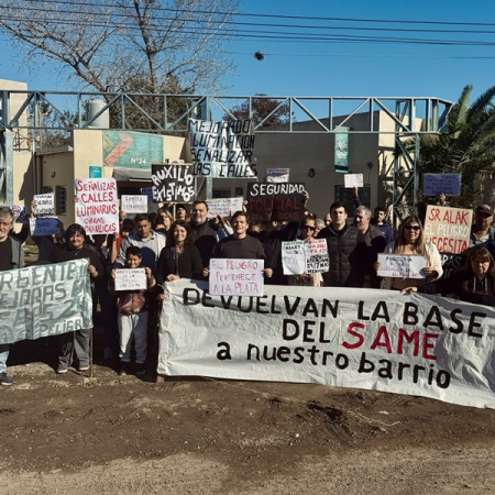 Apoyo de la UCR a vecinos de El Peligro, que reclaman por el sistema de salud