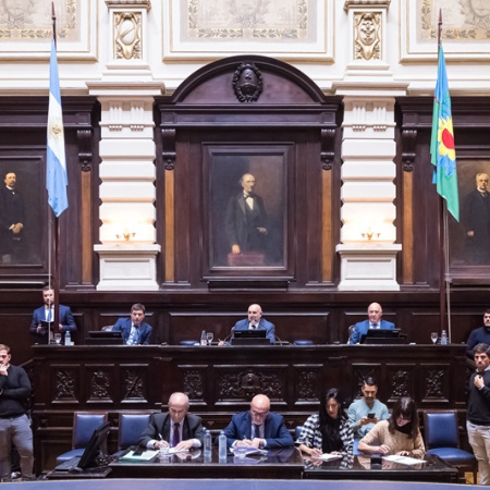 Es ley el nuevo calendario electoral bonaerense