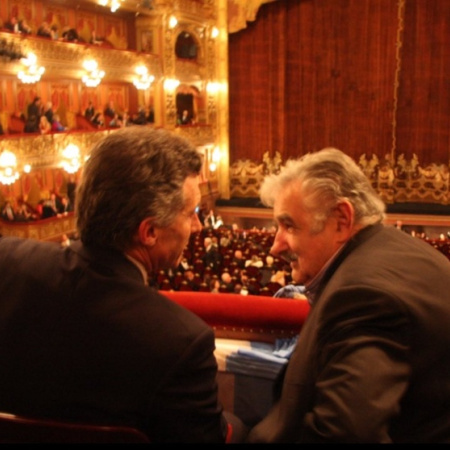 Políticos argentinos despiden al expresidente uruguayo “Pepe” Mujica