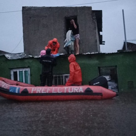 Gobierno nacional asiste a municipios afectados por el temporal, mediante dispositivos de emergencia