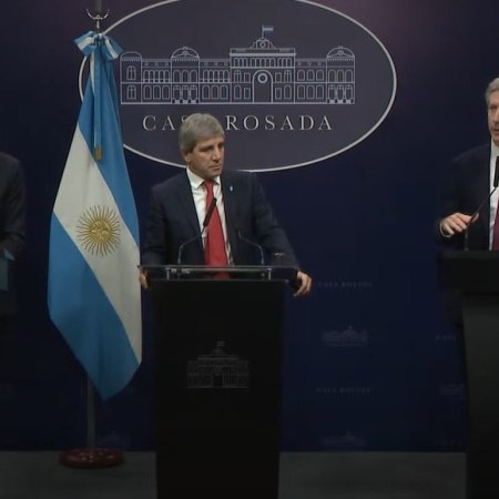 Caputo aseguró que el cambio de régimen apunta a "devolverle la libertad a la gente”