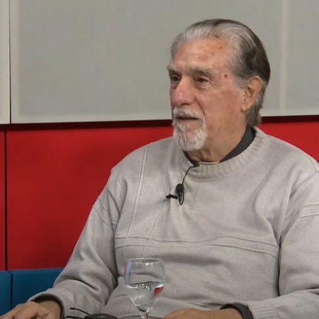 En la TV platense, Federico Storani presenta su libro “Almas quemadas”