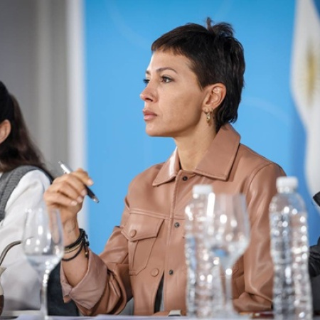 Mayra Mendoza: "Si Cristina no está tranquila, la calle siempre se va a estar manifestando"
