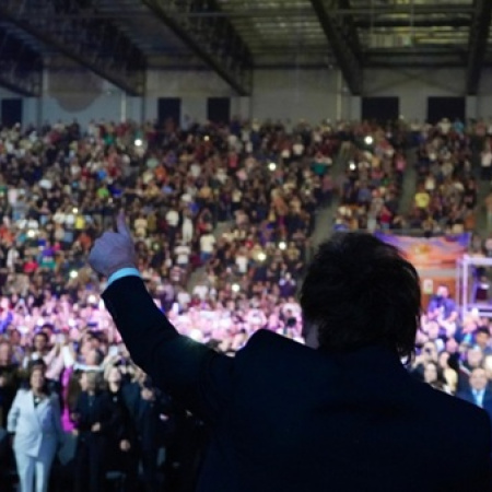 El Presidente Milei encabezó en Chaco la inauguración de un templo de la Iglesia Portal del Cielo
