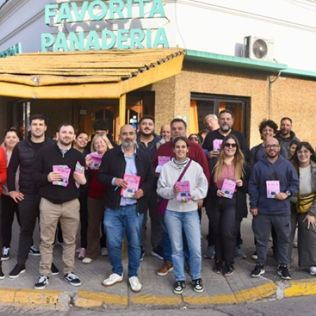 Tilos y diagonales: Fuerza Patria y Somos profundizan contactos vecinales, y libertarios apuestan a Milei
