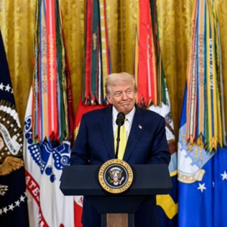 Trump advierte a Rusia de consecuencias graves si rechaza alto el fuego con Ucrania