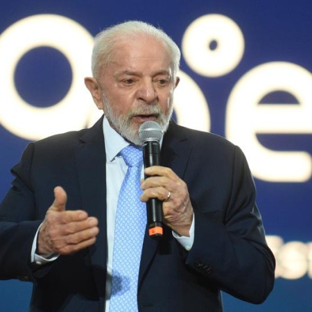 Lula inaugura en Brasil primera fábrica de automotriz china GWM en América