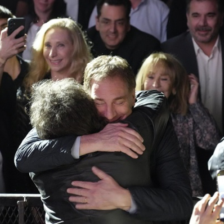 Caos libertario en la boleta: Espert renuncia pero su cara sigue, Reichardt primera, Santilli hace campaña