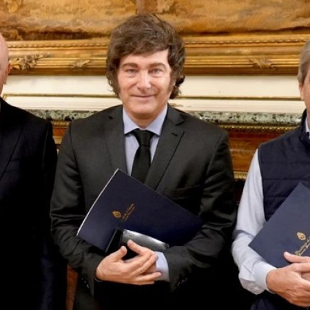 La dolarización quedó sepultada: fue una de las principales promesas electorales de Milei