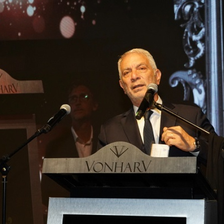 Alak participó de la VIII Gala Solidaria a beneficio del Hospital de Niños Sor María Ludovica