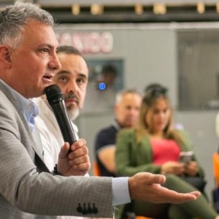 Diputados PBA: Pareja correrá a Romo de la bancada libertaria y lo reemplazará por Osaba