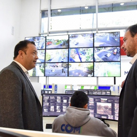 Si Santilli se va, un platense entra: Nelson Marino en la puerta del Congreso