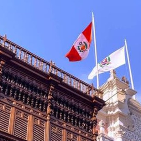 Perú decide romper relaciones diplomáticas con México